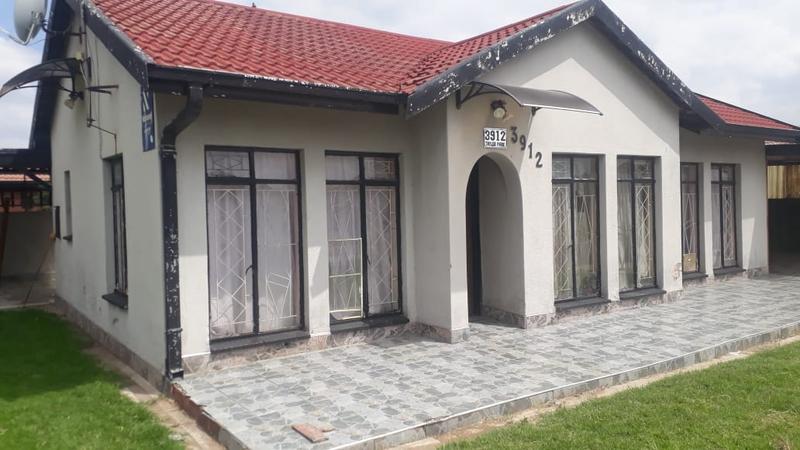 2 Bedroom Property for Sale in Zamdela Free State
